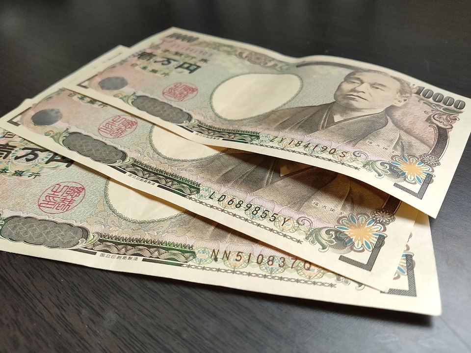 japonské jeny