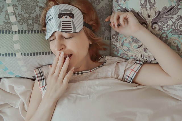 unavená žena